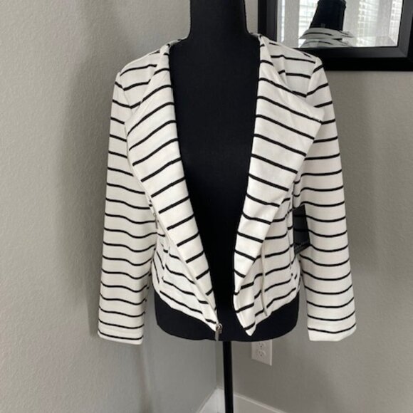 NWT Bagatelle Aysmmetrical Draped Lapel Striped Knit Moto Jacket PM - Picture 3 of 16